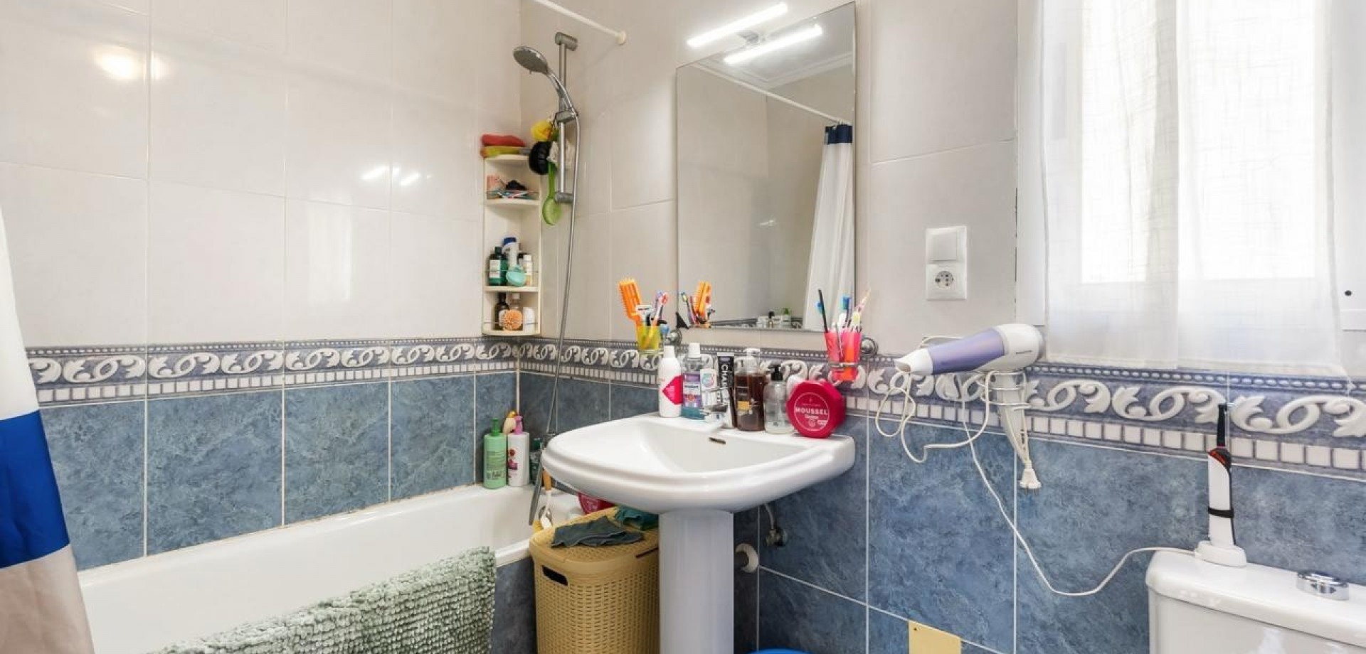 For sale - 3 Bedroom 2 Bathroom Detached Villa in Orihuela Costa - Villamartín  - Costa Blanca (Alicante)