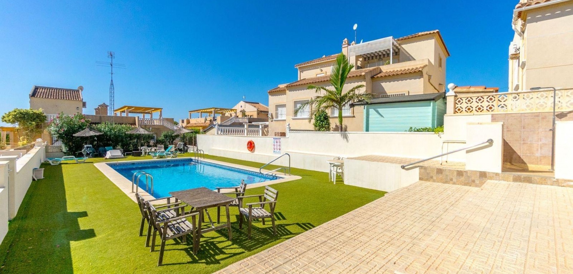 For sale - 3 Bedroom 2 Bathroom Detached Villa in Orihuela Costa - Villamartín  - Costa Blanca (Alicante)