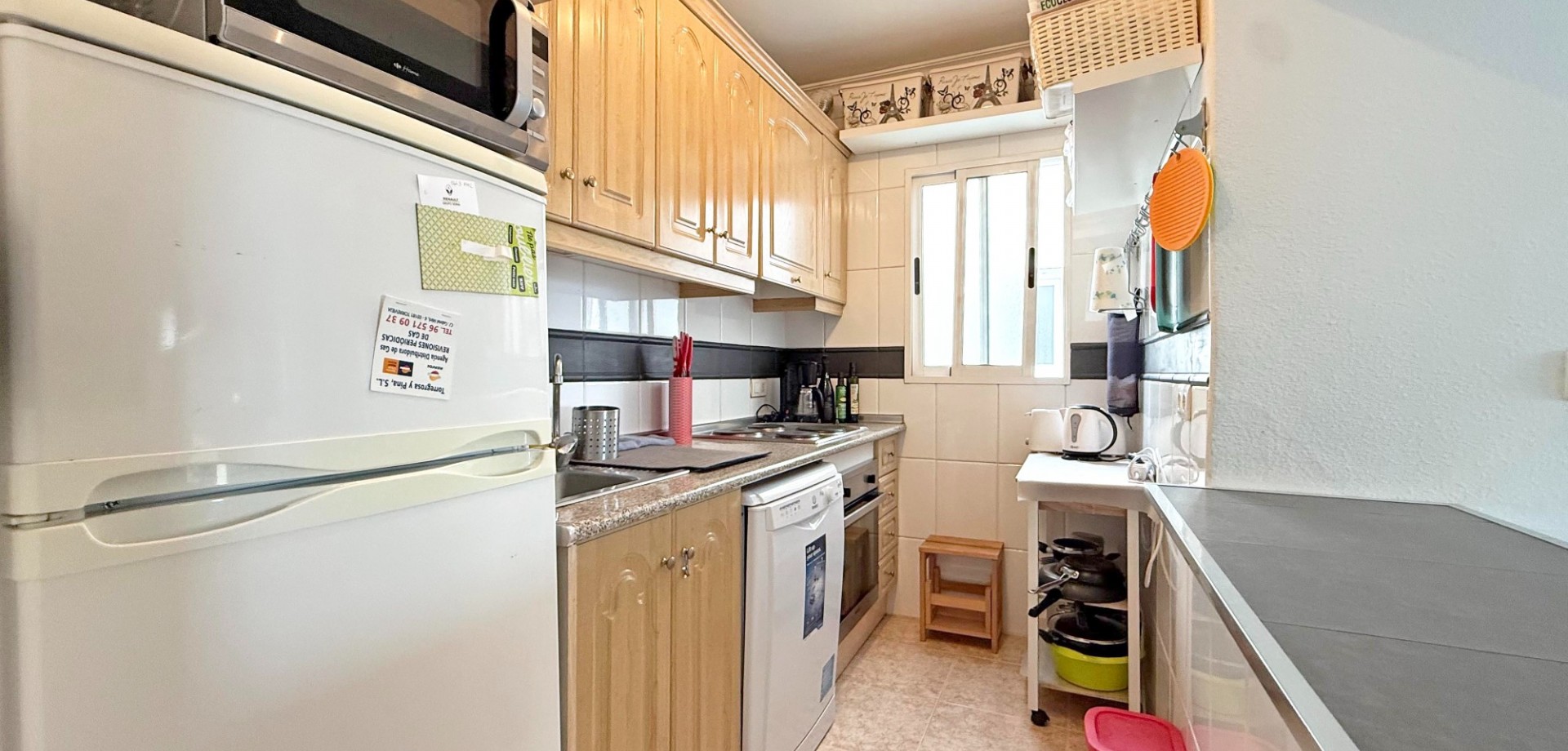 For sale - 2 Bedroom 1 Bathroom Penthouse Apartment in Torrevieja - Torrevieja  - Alicante