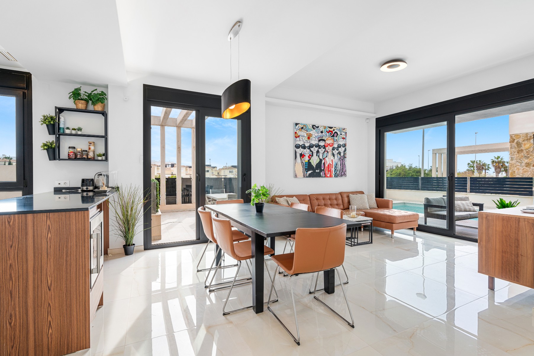 For sale - 4 Bedroom 4 Bathroom Villa in Orihuela Costa - Lomas de Cabo Roig  - Alicante