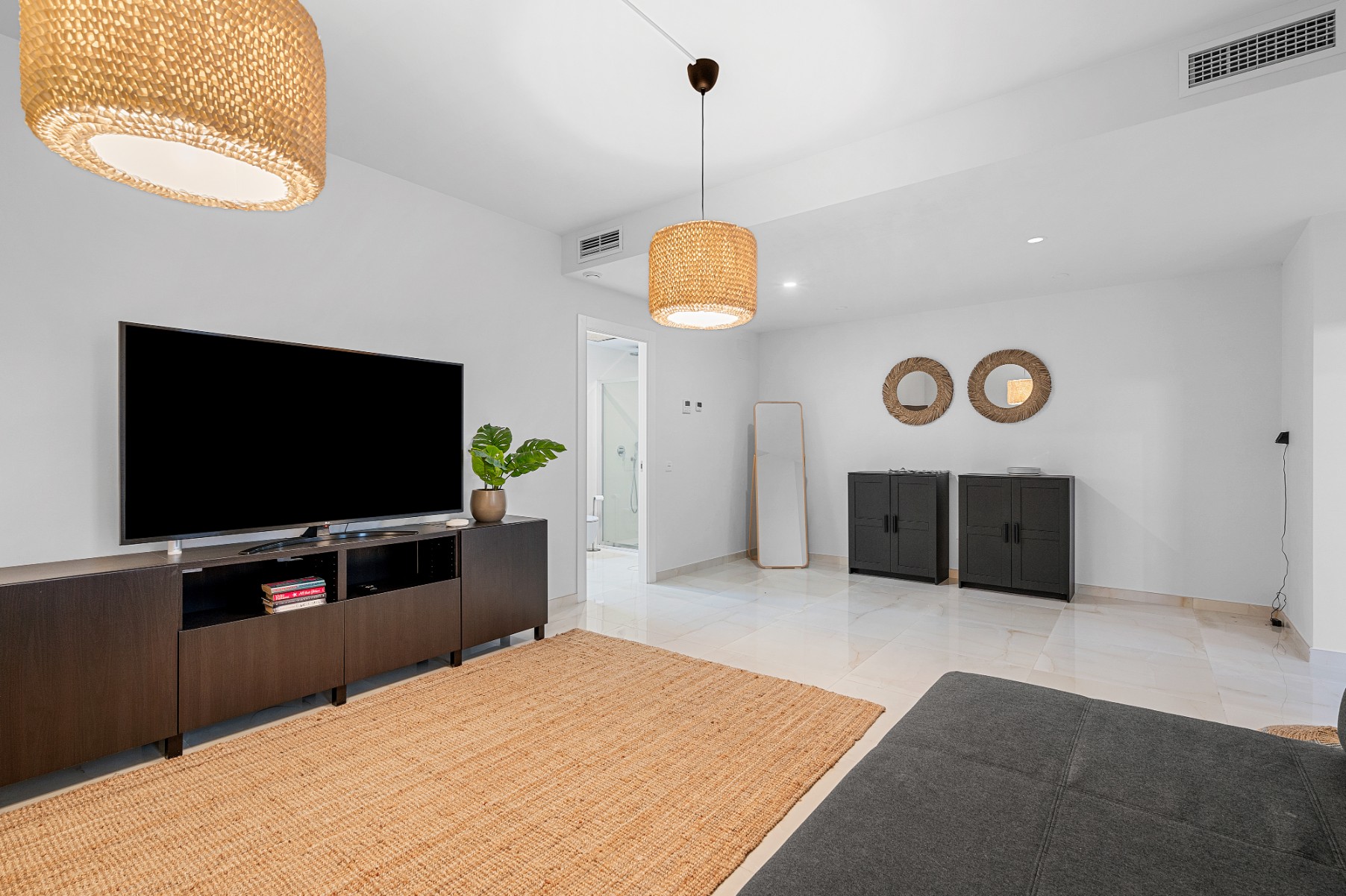 For sale - 4 Bedroom 4 Bathroom Villa in Orihuela Costa - Lomas de Cabo Roig  - Alicante