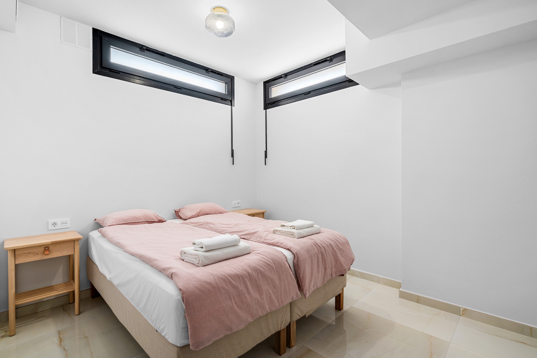 For sale - 4 Bedroom 4 Bathroom Villa in Orihuela Costa - Lomas de Cabo Roig  - Alicante