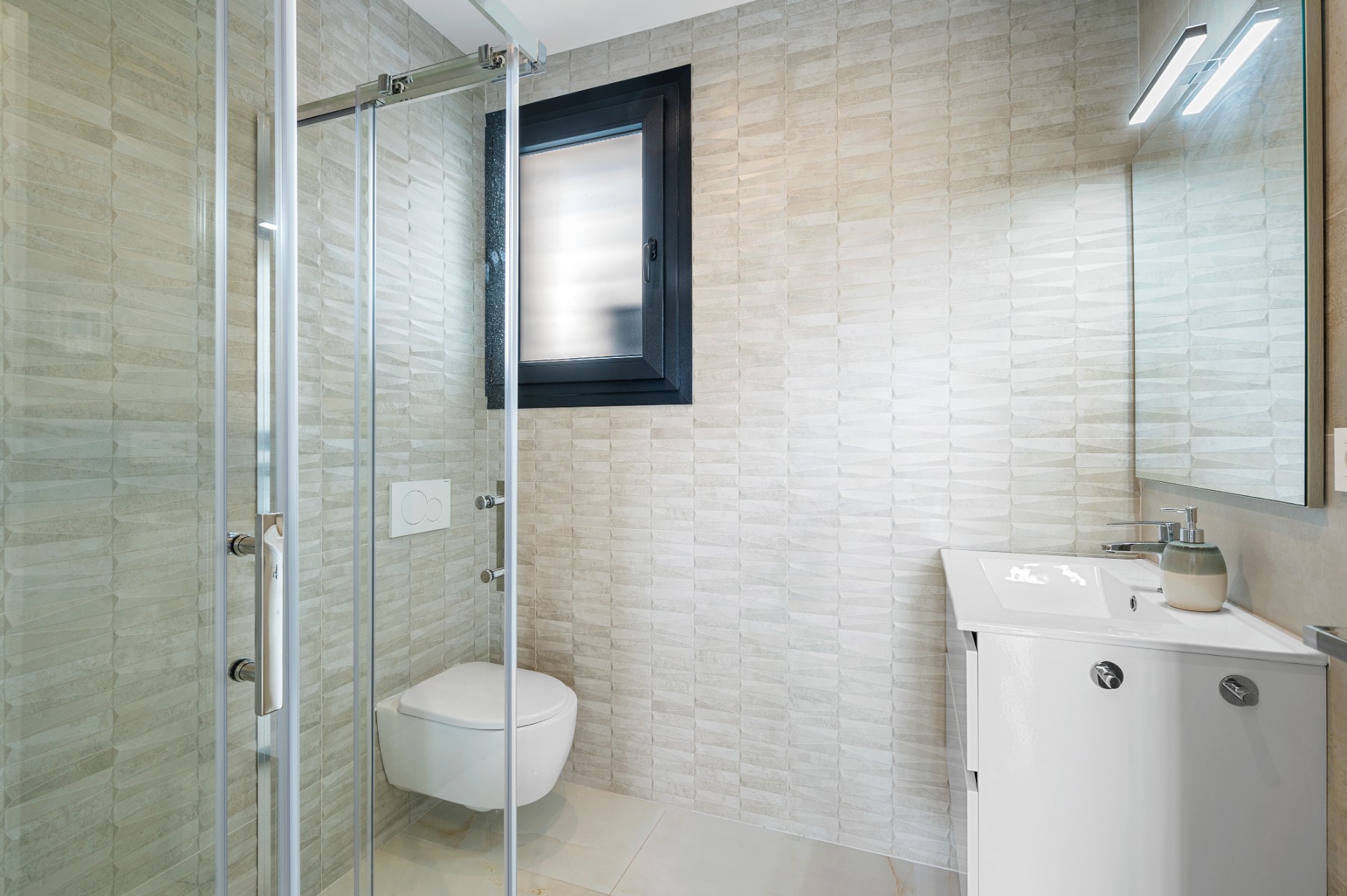 For sale - 4 Bedroom 4 Bathroom Villa in Orihuela Costa - Lomas de Cabo Roig  - Alicante