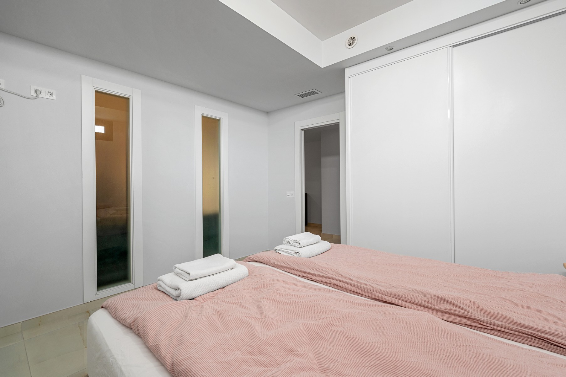 For sale - 4 Bedroom 4 Bathroom Villa in Orihuela Costa - Lomas de Cabo Roig  - Alicante