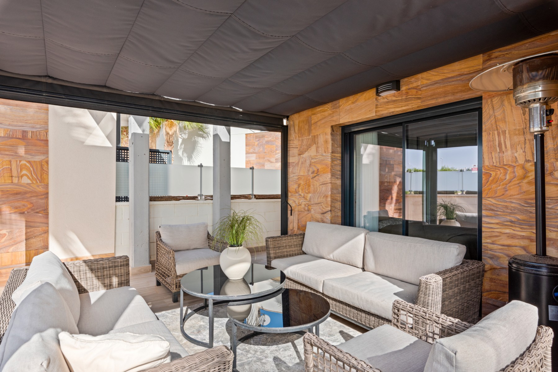 For sale - 5 Bedroom 4 Bathroom Villa in Orihuela-Costa - Lomas de Cabo Roig  - Alicante