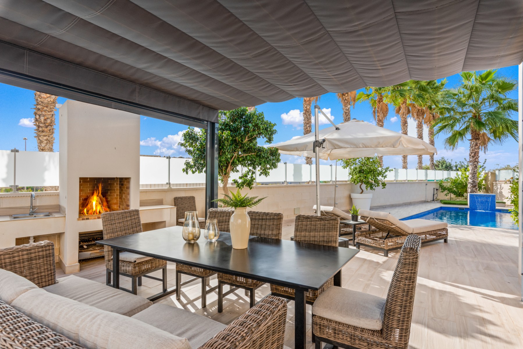 For sale - 5 Bedroom 4 Bathroom Villa in Orihuela-Costa - Lomas de Cabo Roig  - Alicante