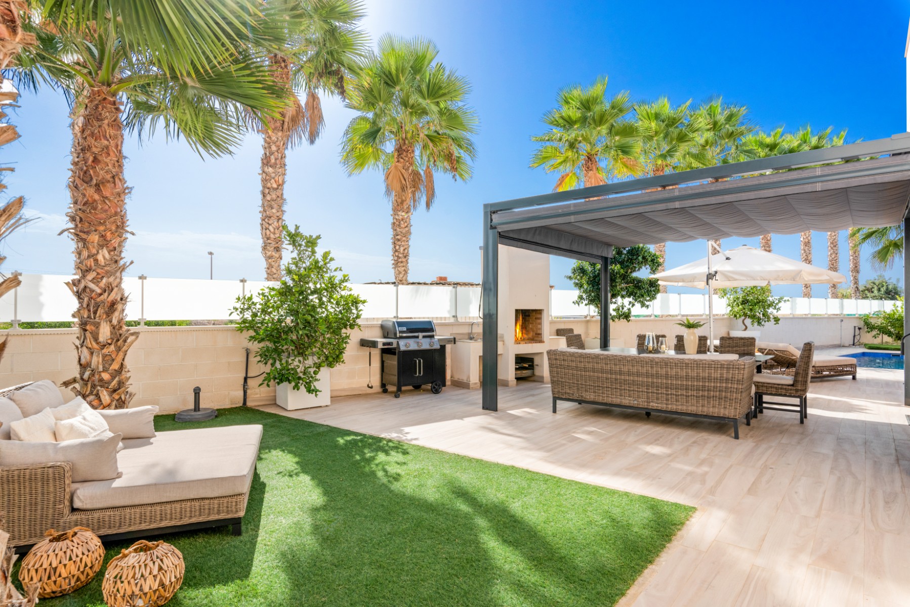 For sale - 5 Bedroom 4 Bathroom Villa in Orihuela-Costa - Lomas de Cabo Roig  - Alicante