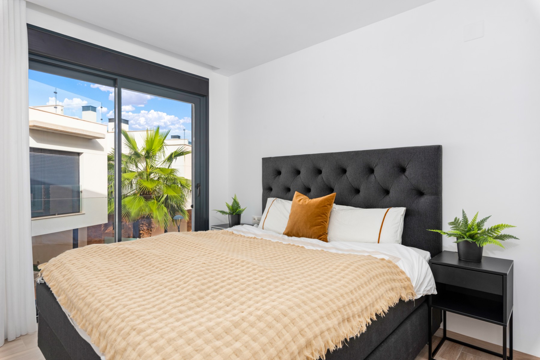 For sale - 5 Bedroom 4 Bathroom Villa in Orihuela-Costa - Lomas de Cabo Roig  - Alicante