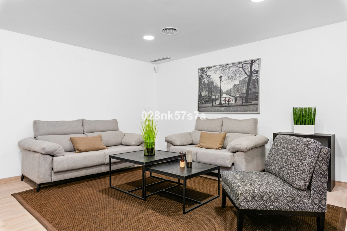 For sale - 5 Bedroom 4 Bathroom House - Detached Villa in Orihuela - Lomas de Cabo Roig  - Alicante