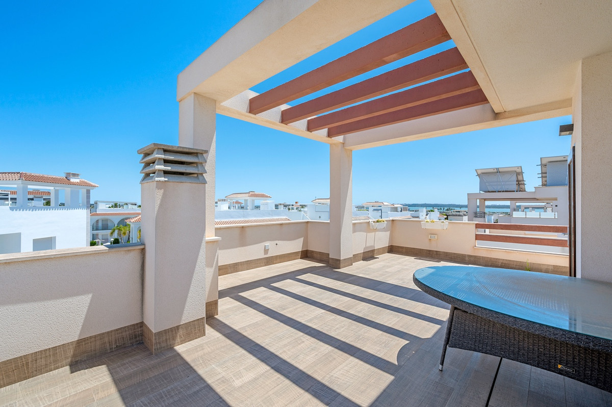For sale - 3 Bedroom 3 Bathroom Detached House in Ciudad Quesada - Ciudad Quesada  - Alicante