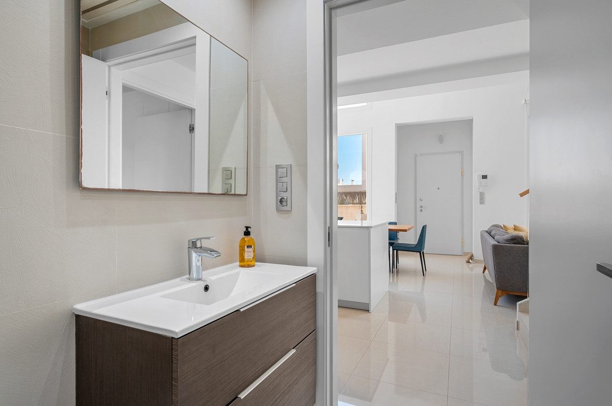 For sale - 3 Bedroom 3 Bathroom Detached House in Ciudad Quesada - Ciudad Quesada  - Alicante
