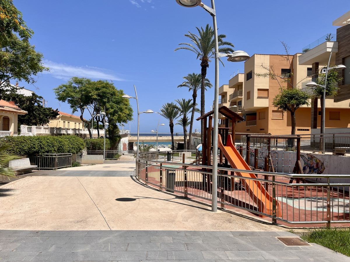 For sale - 2 Bedroom 2 Bathroom Apartment - Penthouse in Pilar de la Horadada - Torre de la Horadada  - Alicante