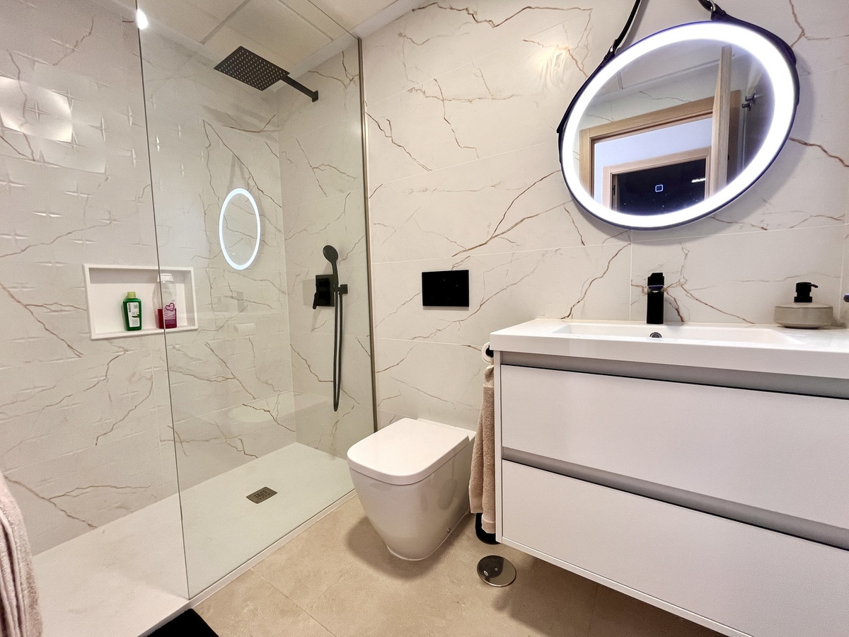 For sale - 2 Bedroom 2 Bathroom Apartment - Penthouse in Pilar de la Horadada - Torre de la Horadada  - Alicante