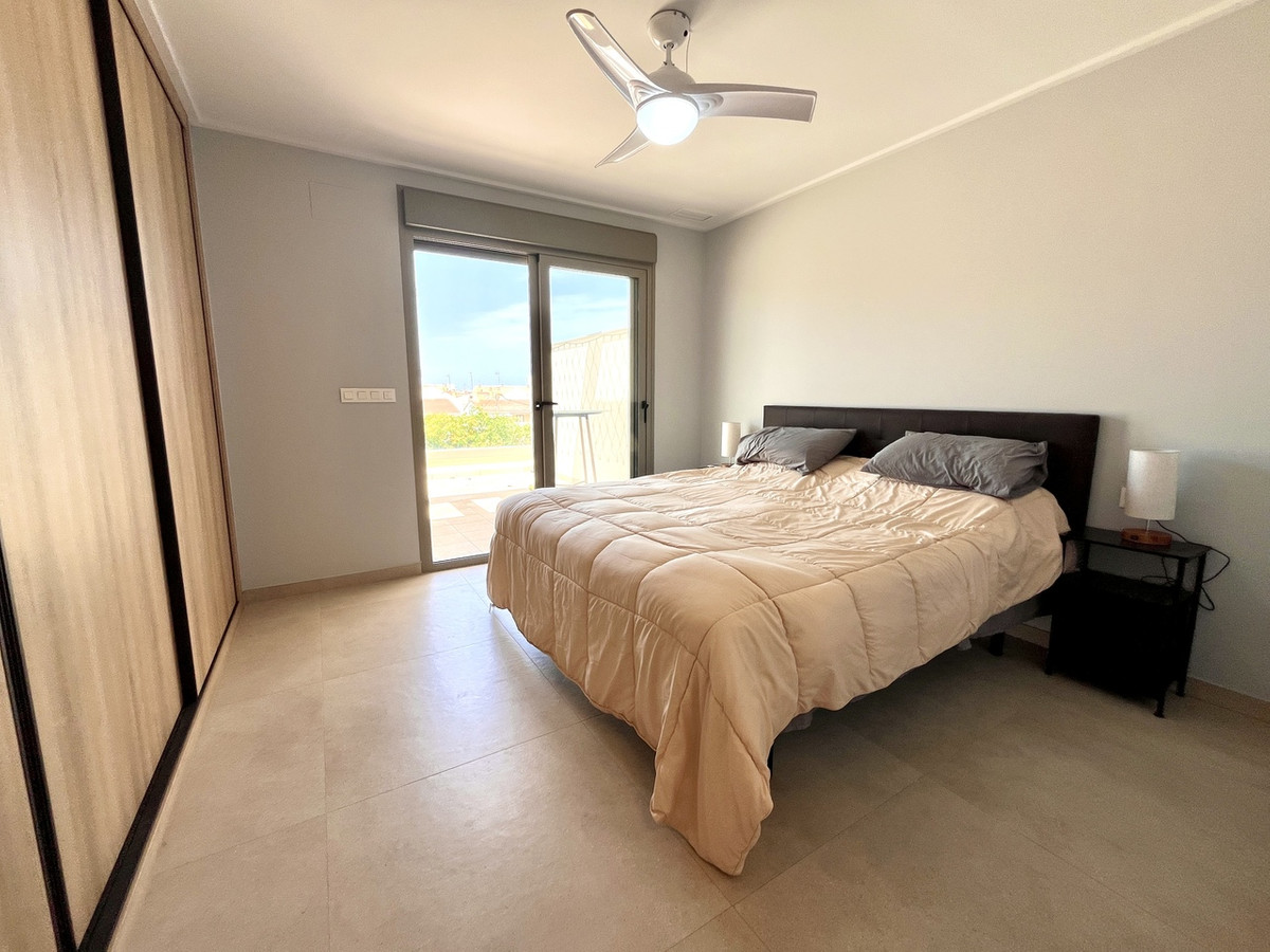 For sale - 2 Bedroom 2 Bathroom Apartment - Penthouse in Pilar de la Horadada - Torre de la Horadada  - Alicante