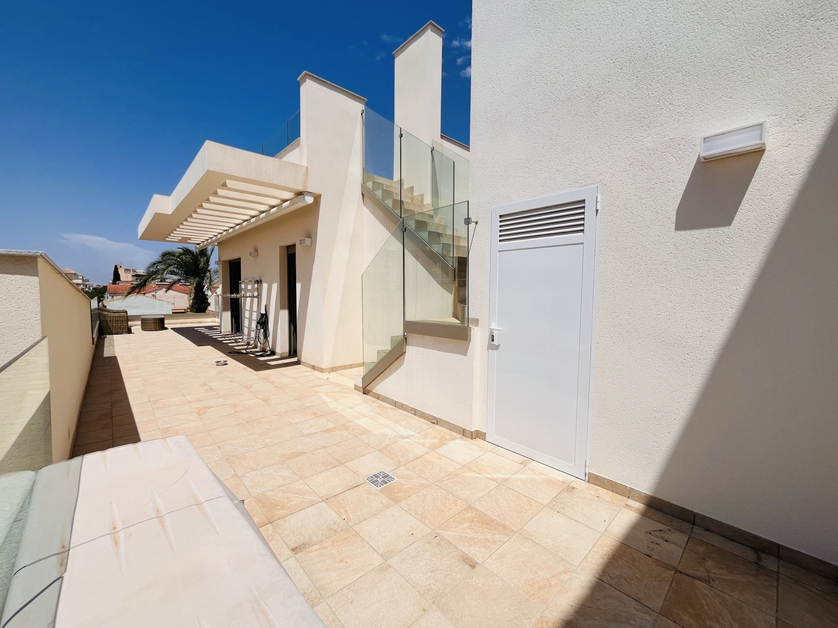 For sale - 2 Bedroom 2 Bathroom Apartment - Penthouse in Pilar de la Horadada - Torre de la Horadada  - Alicante