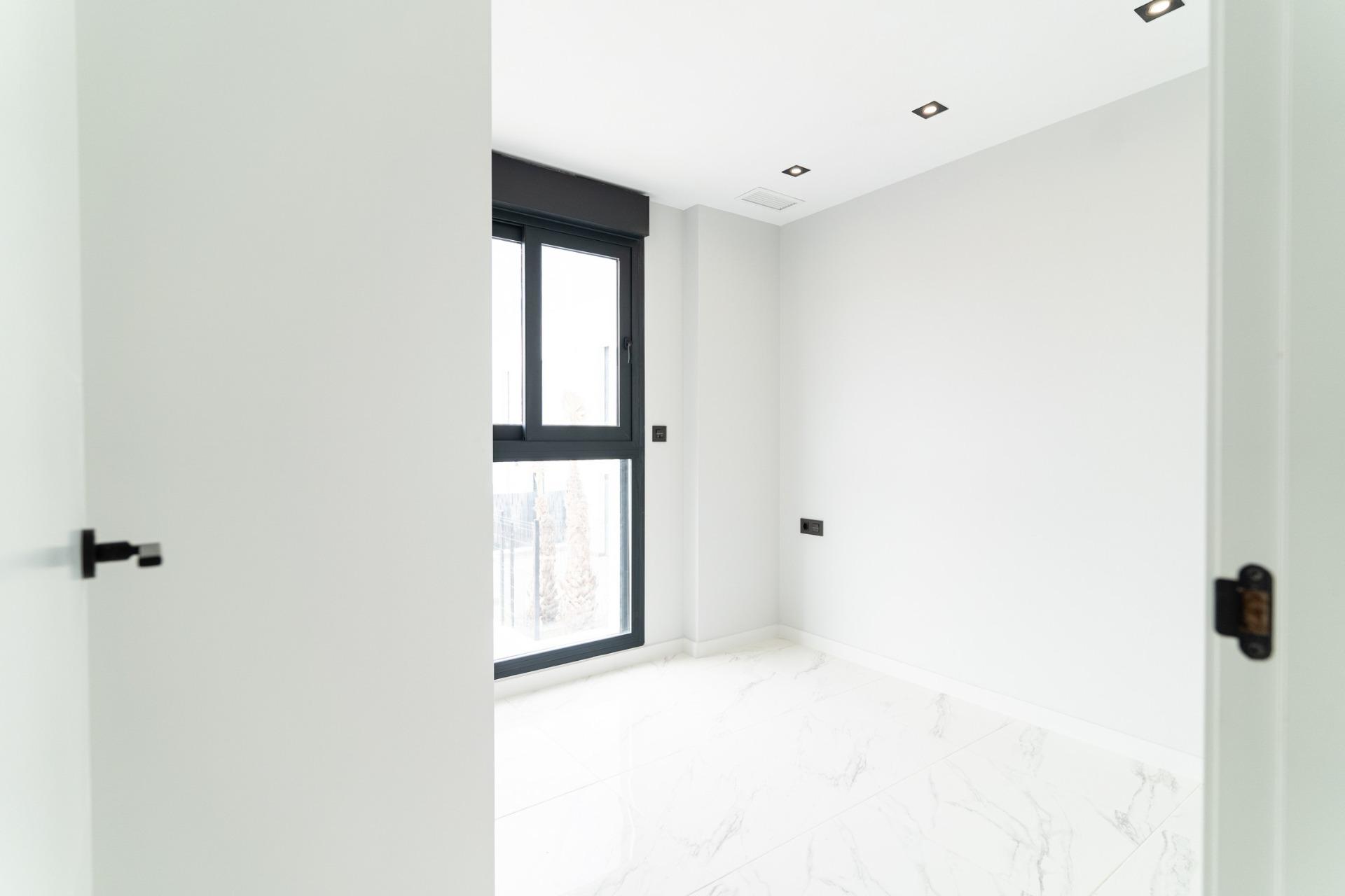 New Build - 4 Bedroom 3 Bathroom Villa in Orihuela Costa - Punta Prima  - Alicante