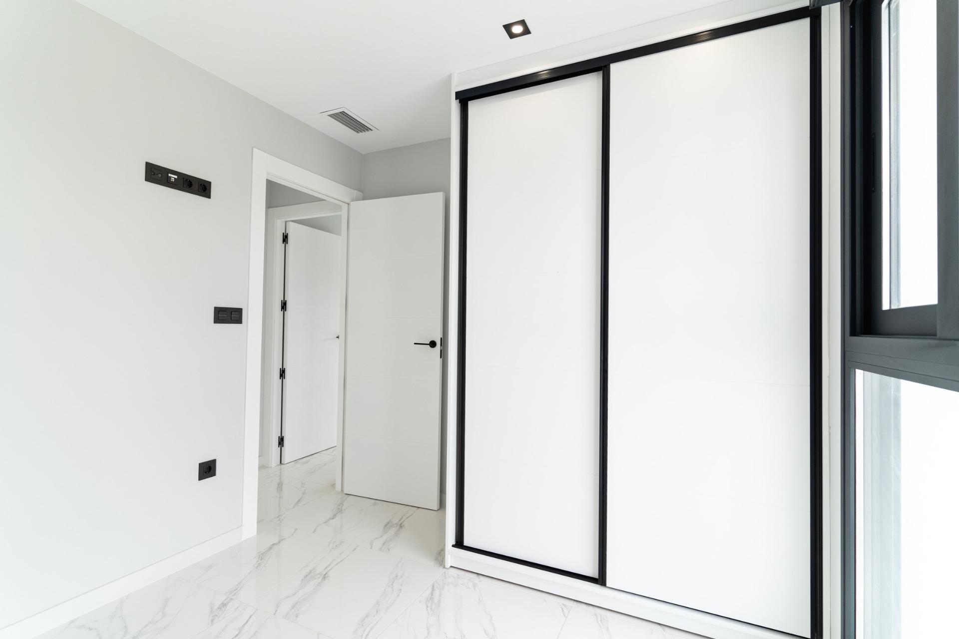 New Build - 4 Bedroom 3 Bathroom Villa in Orihuela Costa - Punta Prima  - Alicante