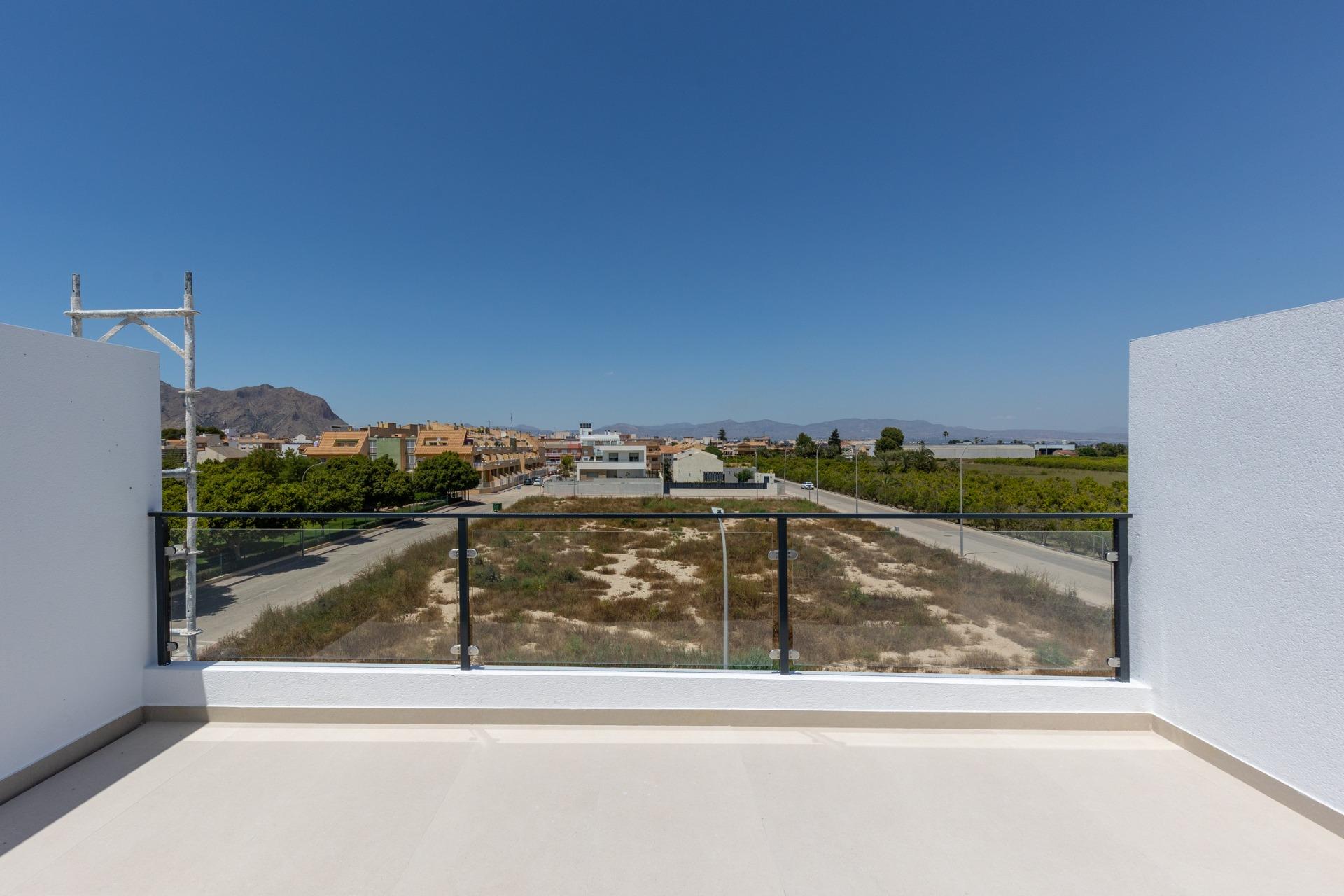 New Build - 4 Bedroom 2 Bathroom Town House in Rafal - pueblo  - Alicante