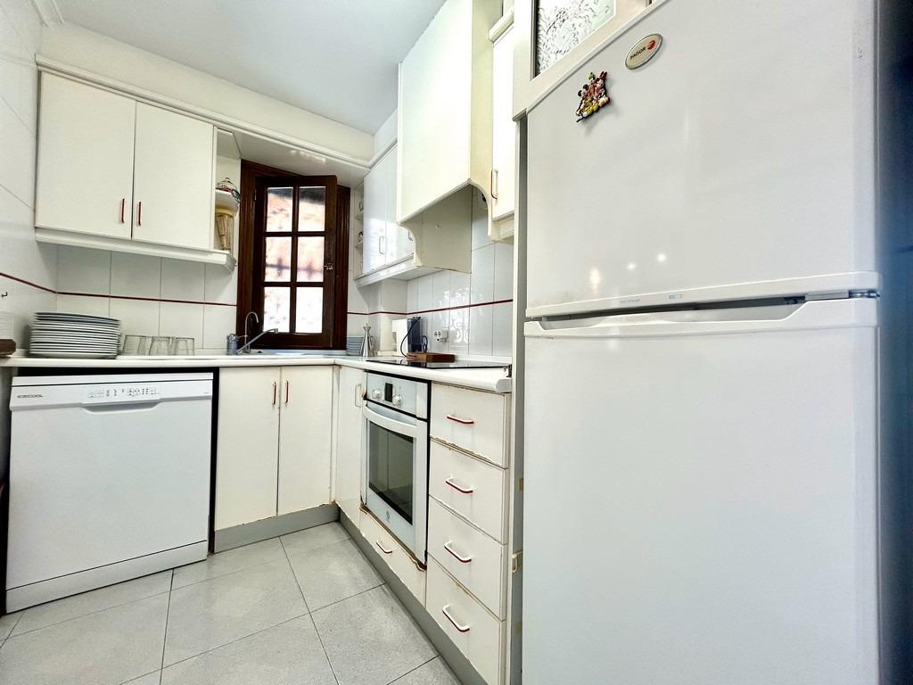 For sale - 4 Bedroom 2 Bathroom Villa in La Zenia - La Zenia  - Alicante