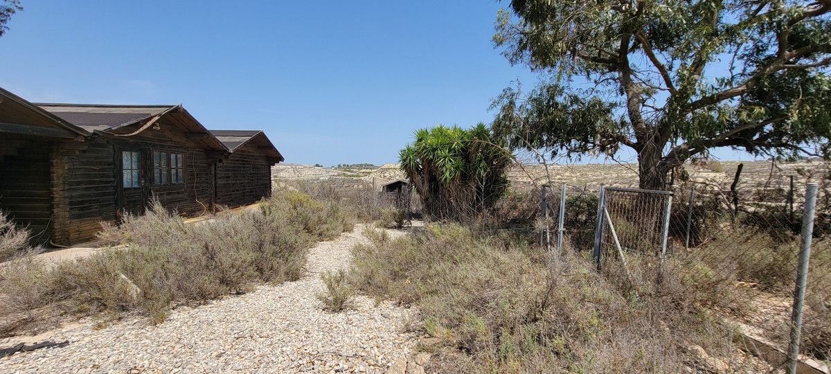 For sale - 4 Bedroom 3 Bathroom House - Finca - Cortijo in Orihuela - Torremendo  - Alicante