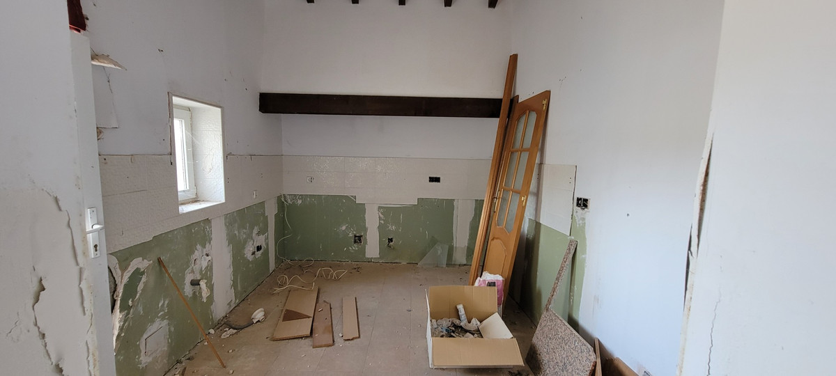 For sale - 4 Bedroom 3 Bathroom House - Finca - Cortijo in Orihuela - Torremendo  - Alicante