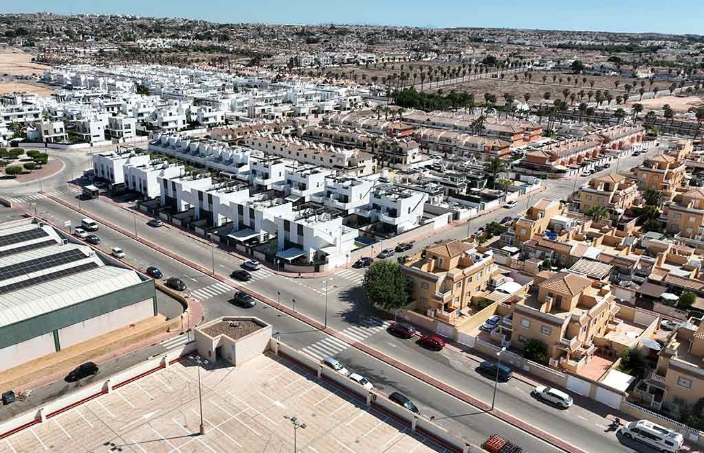 For sale - 3 Bedroom 2 Bathroom House - Townhouse in Rojales - Ciudad Quesada  - Alicante