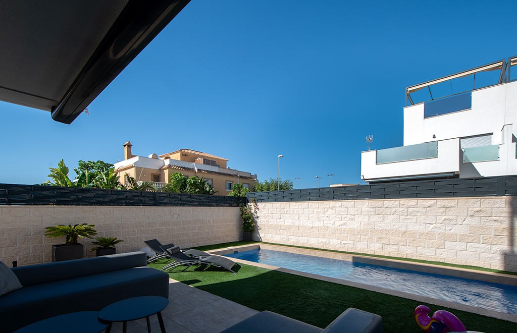For sale - 3 Bedroom 2 Bathroom House - Townhouse in Rojales - Ciudad Quesada  - Alicante