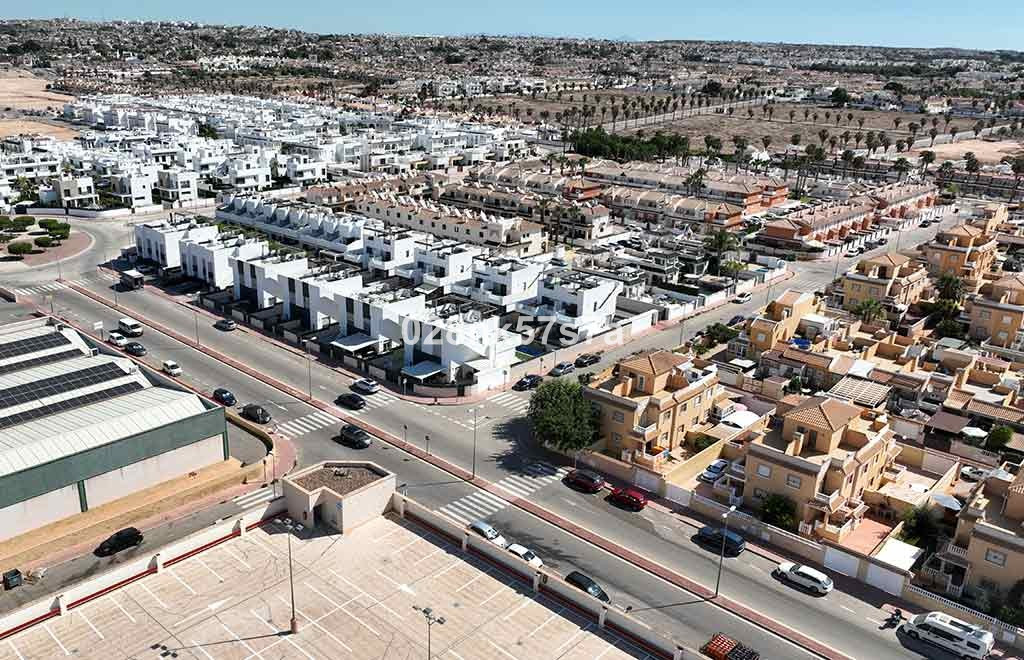 For sale - 3 Bedroom 2 Bathroom House - Townhouse in Rojales - Ciudad Quesada  - Alicante