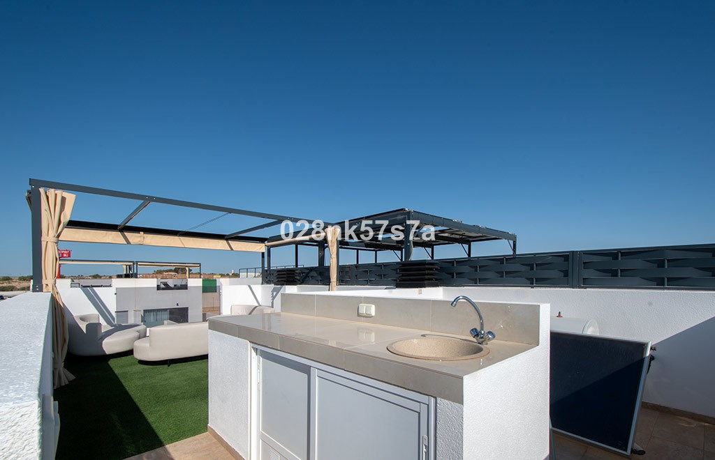 For sale - 3 Bedroom 2 Bathroom House - Townhouse in Rojales - Ciudad Quesada  - Alicante