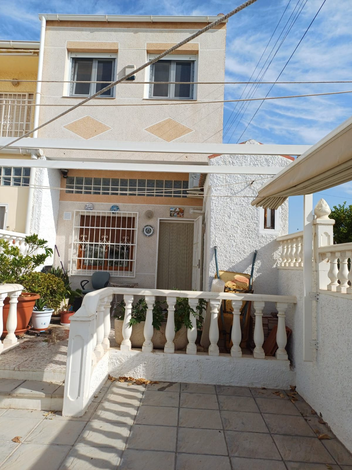 For sale - 2 Bedroom 2 Bathroom House - Townhouse in Torrevieja - Torrevieja Centro  - Alicante
