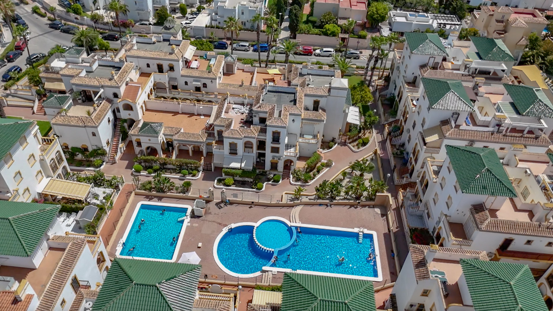 For sale - 3 Bedroom 1 Bathroom Penthouse in La Mata - La mata  - Alicante