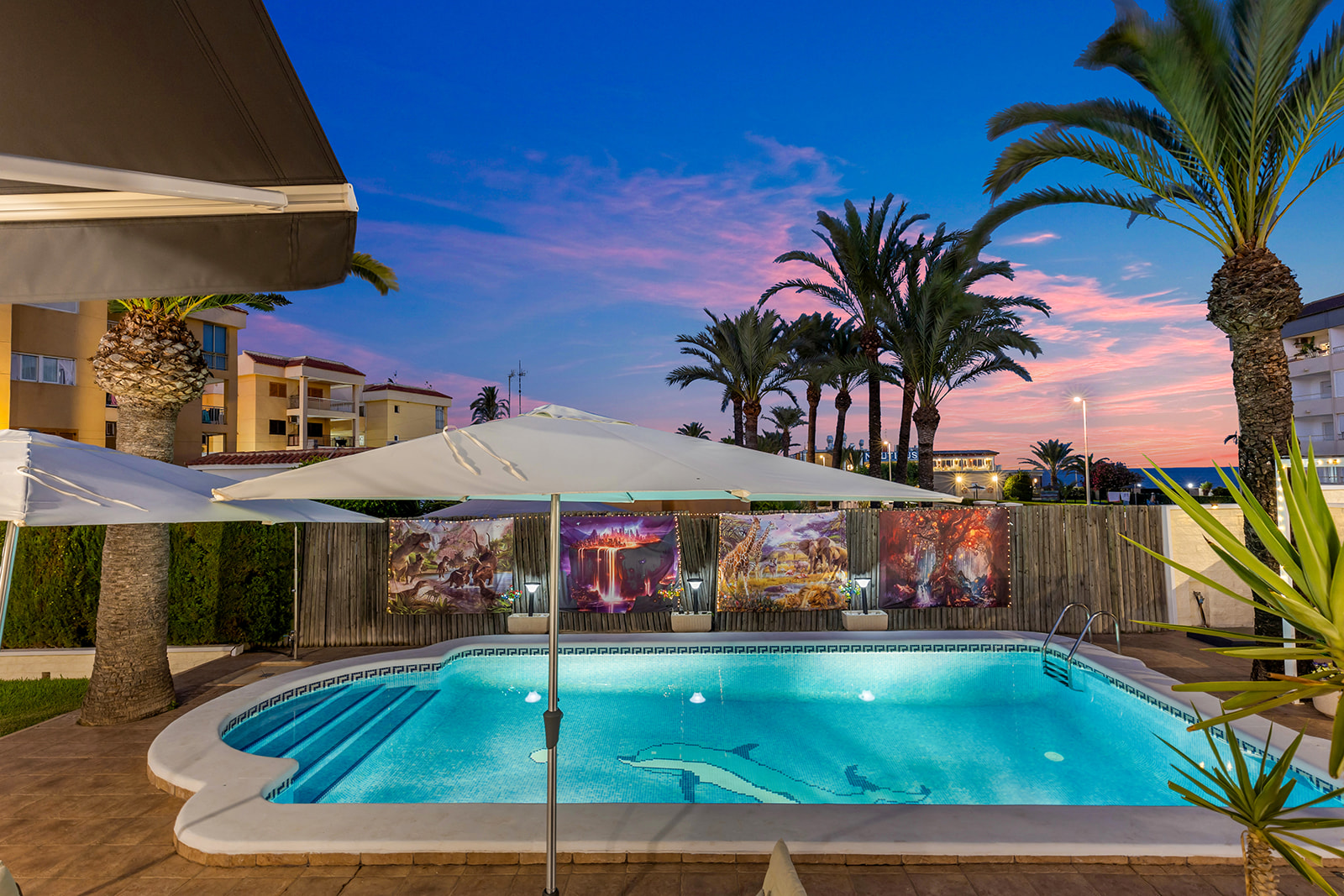 For sale - 4 Bedroom 2 Bathroom Villa in Punta Prima - Rocio del Mar  - Alicante