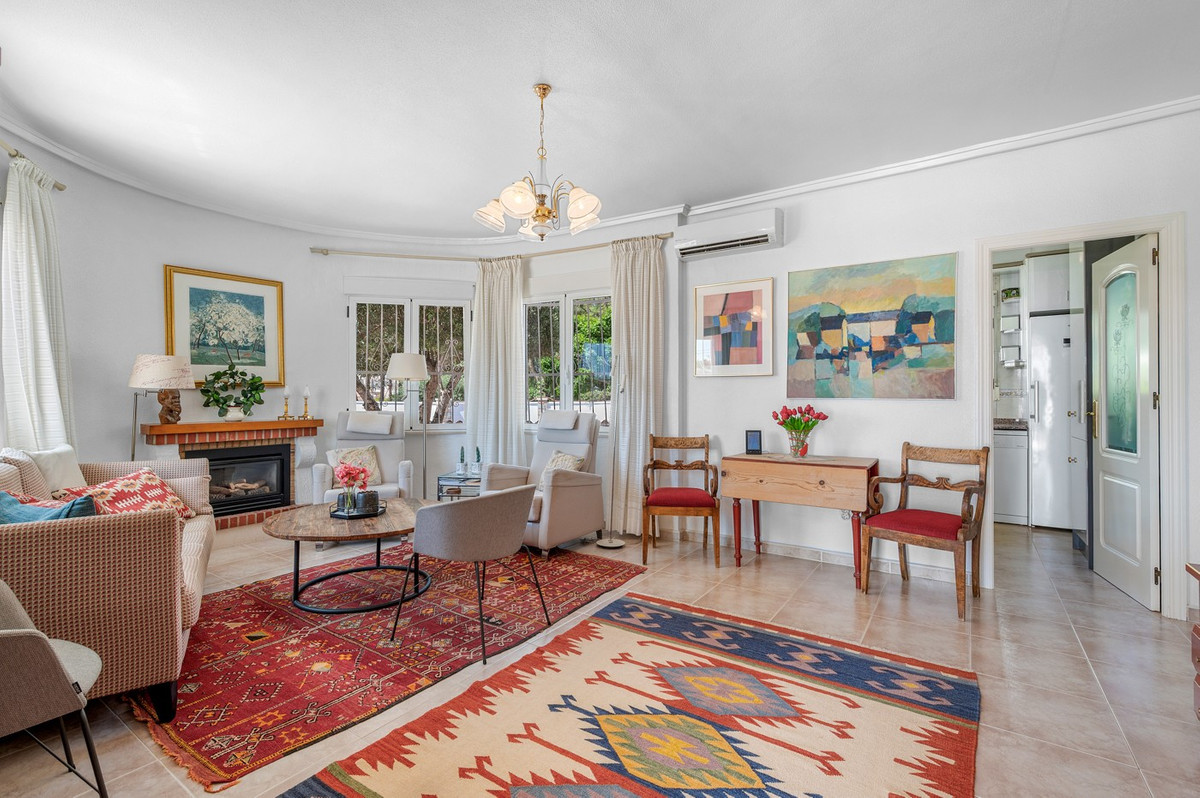 For sale - 3 Bedroom 4 Bathroom House - Detached Villa in Rojales - Ciudad Quesada  - Alicante