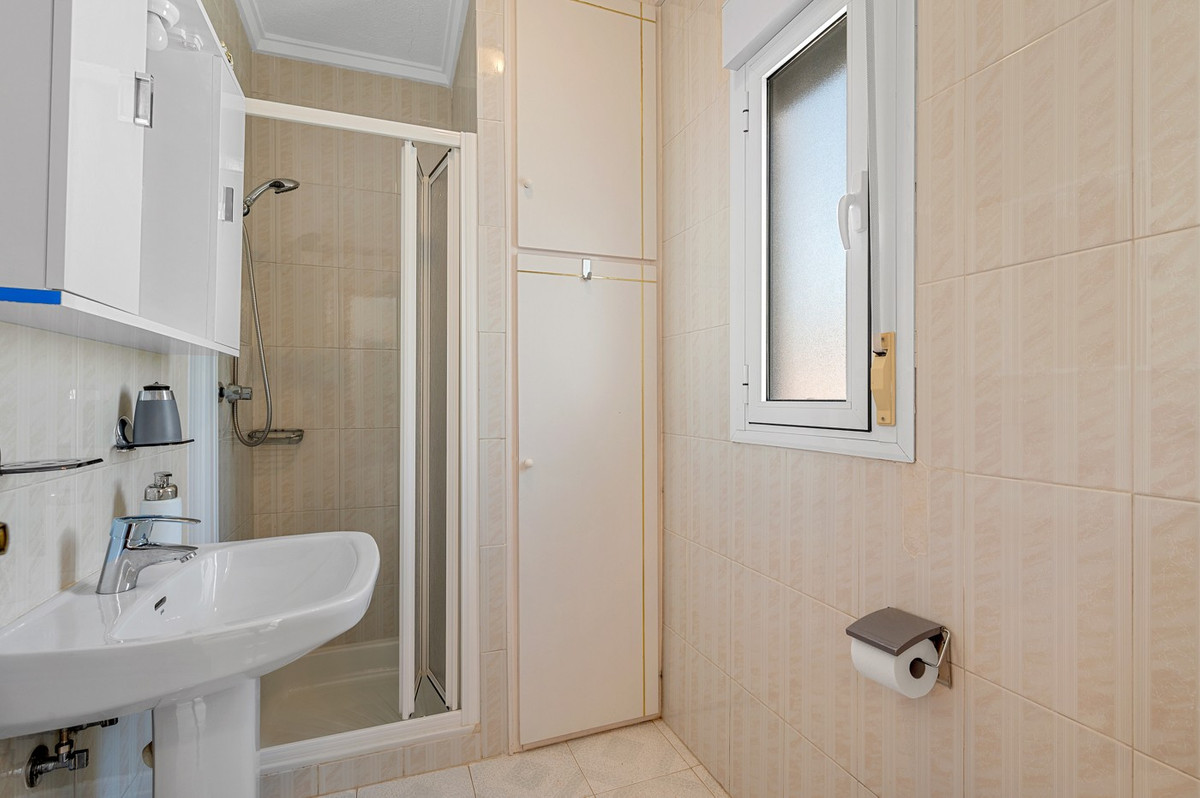 For sale - 3 Bedroom 4 Bathroom House - Detached Villa in Rojales - Ciudad Quesada  - Alicante