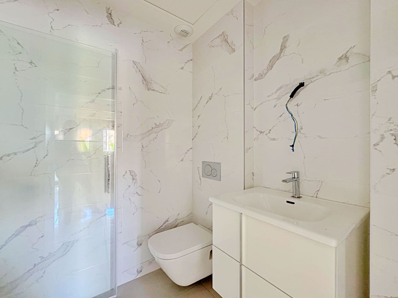 For sale - 2 Bedroom 2 Bathroom Apartment in Los Dolses - Villamartin  - Alicante