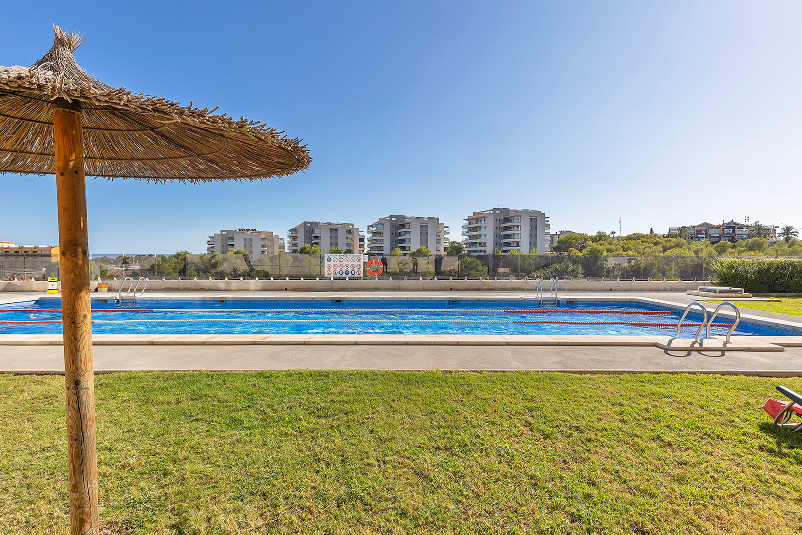 For sale - 2 Bedroom 2 Bathroom Apartment in Los Dolses - Villamartin  - Alicante