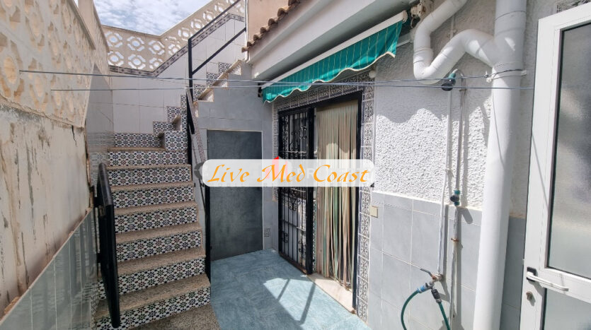 For sale - 4 Bedroom 2 Bathroom Townhouse in Los Alcazares - Oasis - Murcia