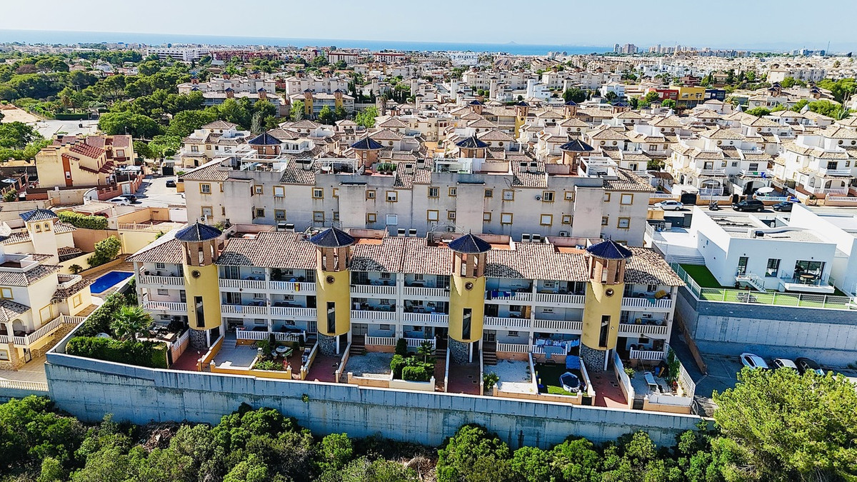 For sale - 2 Bedroom 1 Bathroom Apartment Ground floor apartment Cabo Roig - Cabo Roig  - Alicante