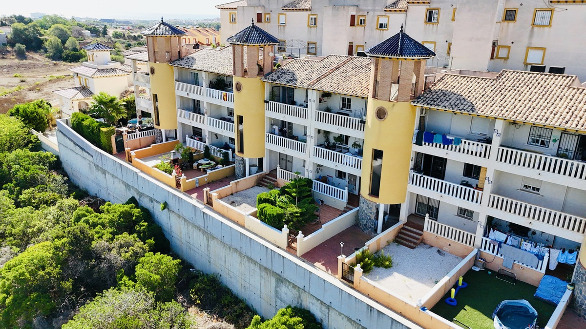 For sale - 2 Bedroom 1 Bathroom Apartment Ground floor apartment Cabo Roig - Cabo Roig  - Alicante