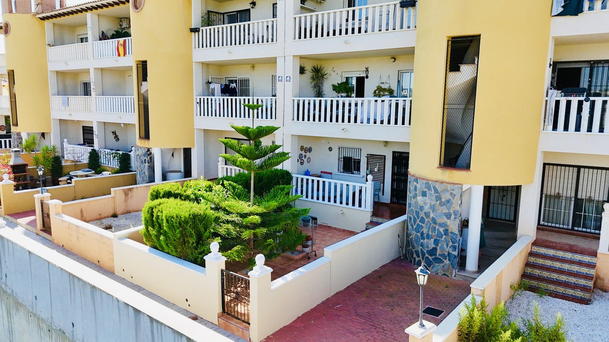 For sale - 2 Bedroom 1 Bathroom Apartment Ground floor apartment Cabo Roig - Cabo Roig  - Alicante