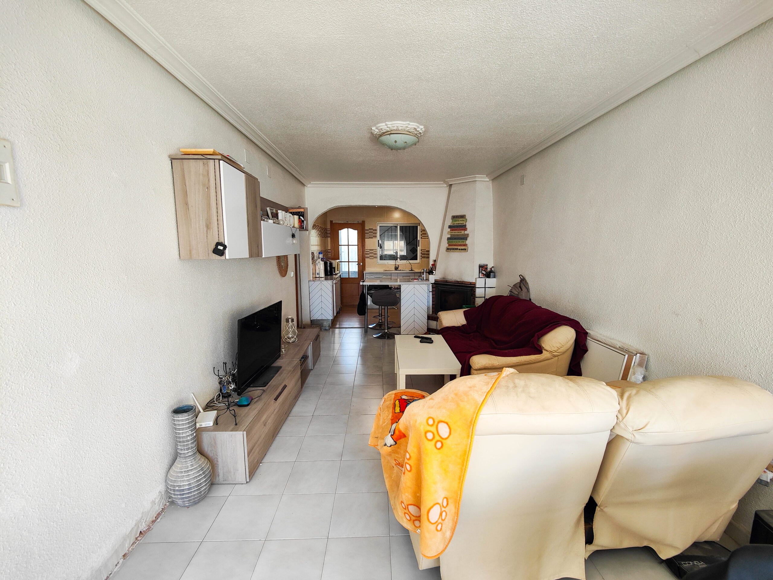 For sale - 4 Bedroom 2 Bathroom Town House in San Miguel de Salinas -  - Alicante