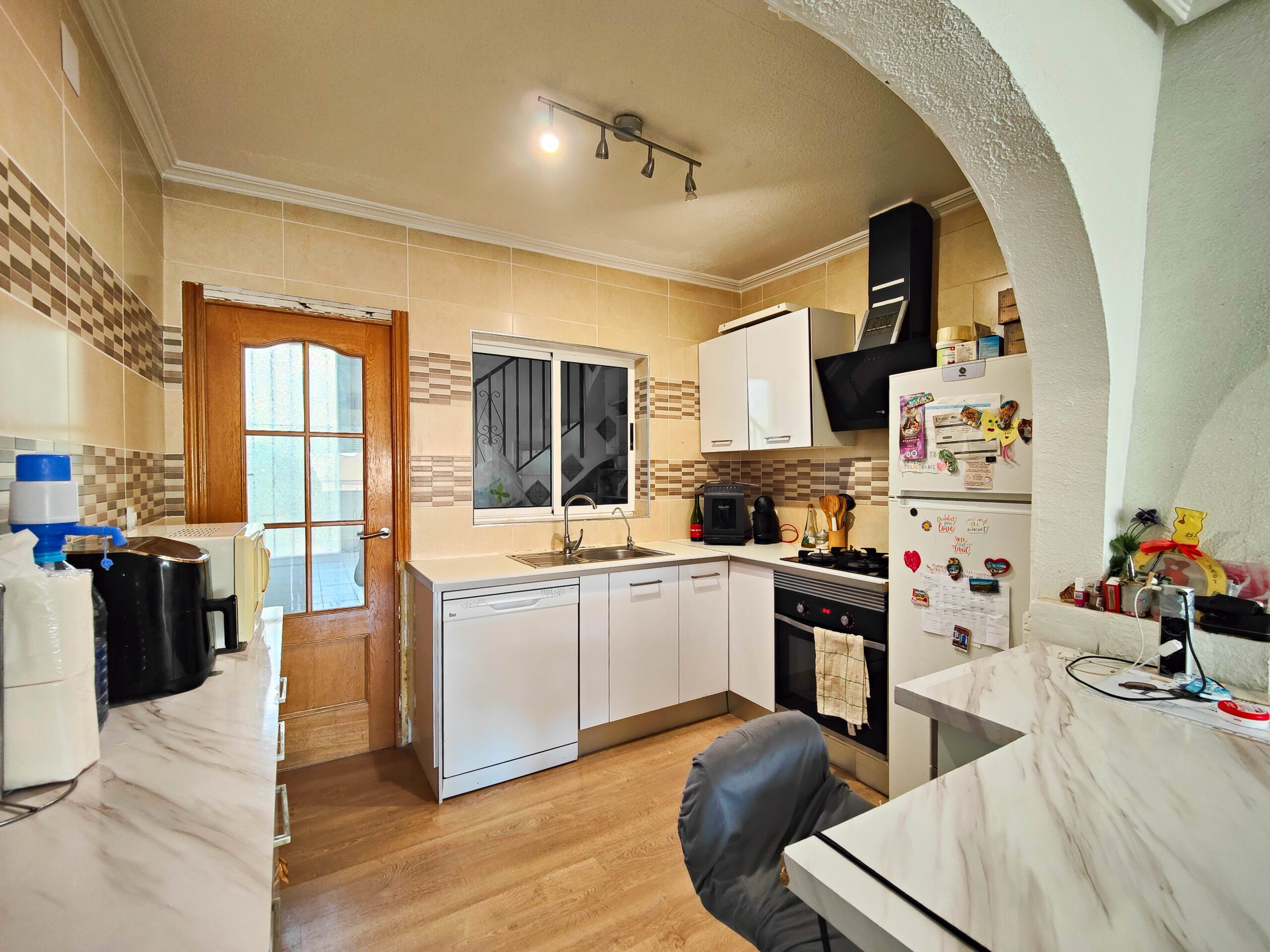 For sale - 4 Bedroom 2 Bathroom Town House in San Miguel de Salinas -  - Alicante