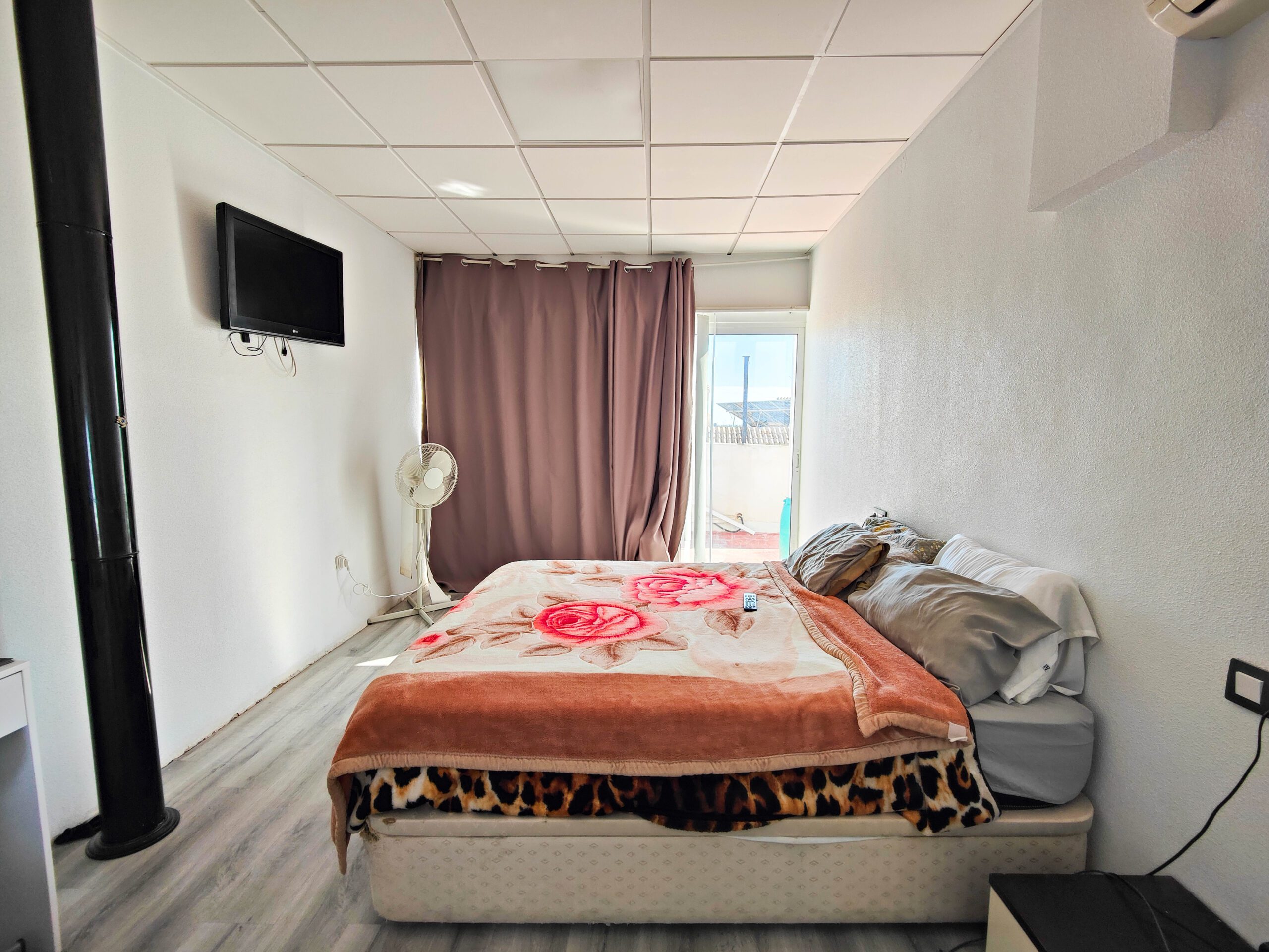 For sale - 4 Bedroom 2 Bathroom Town House in San Miguel de Salinas -  - Alicante