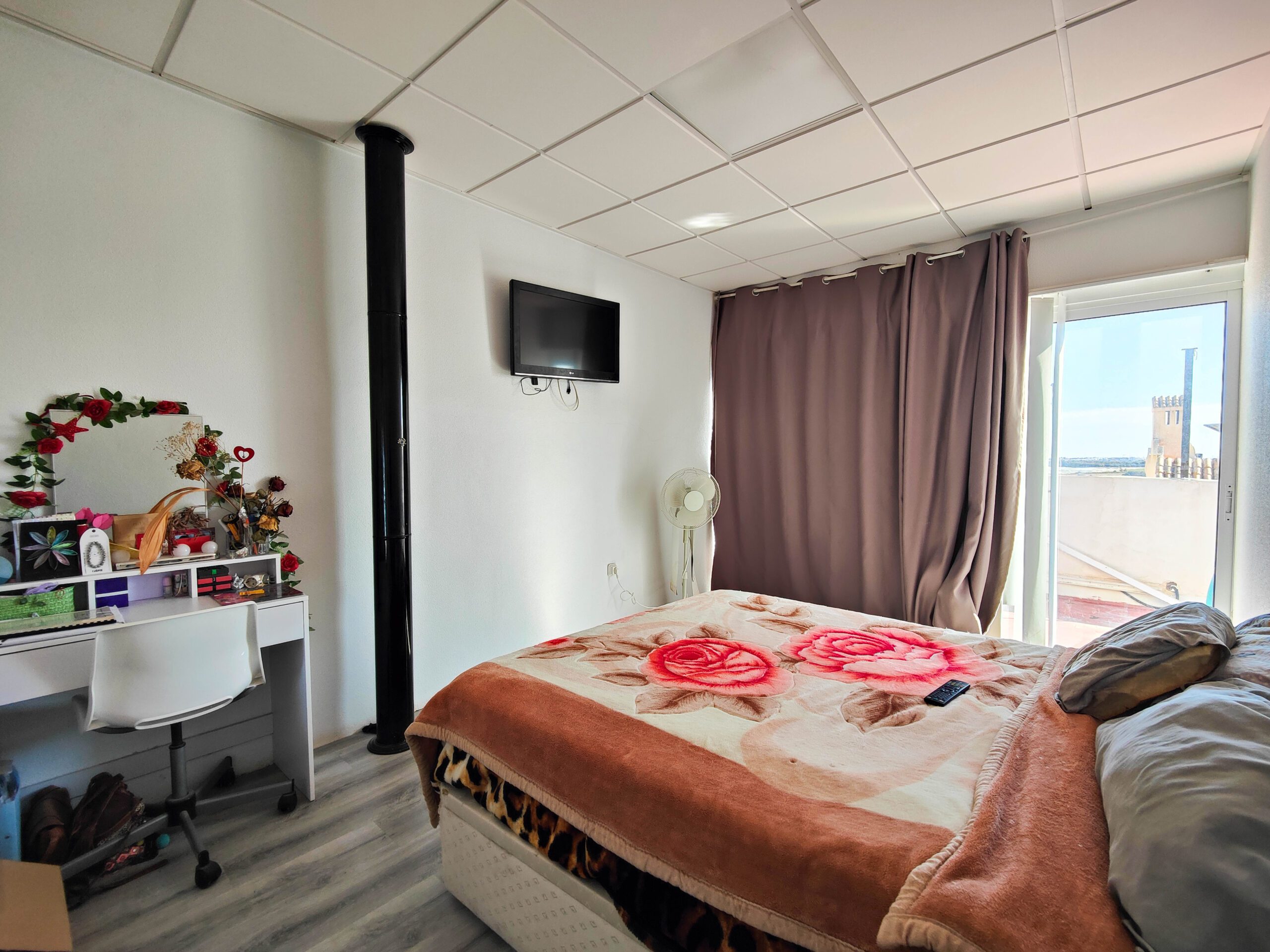 For sale - 4 Bedroom 2 Bathroom Town House in San Miguel de Salinas -  - Alicante