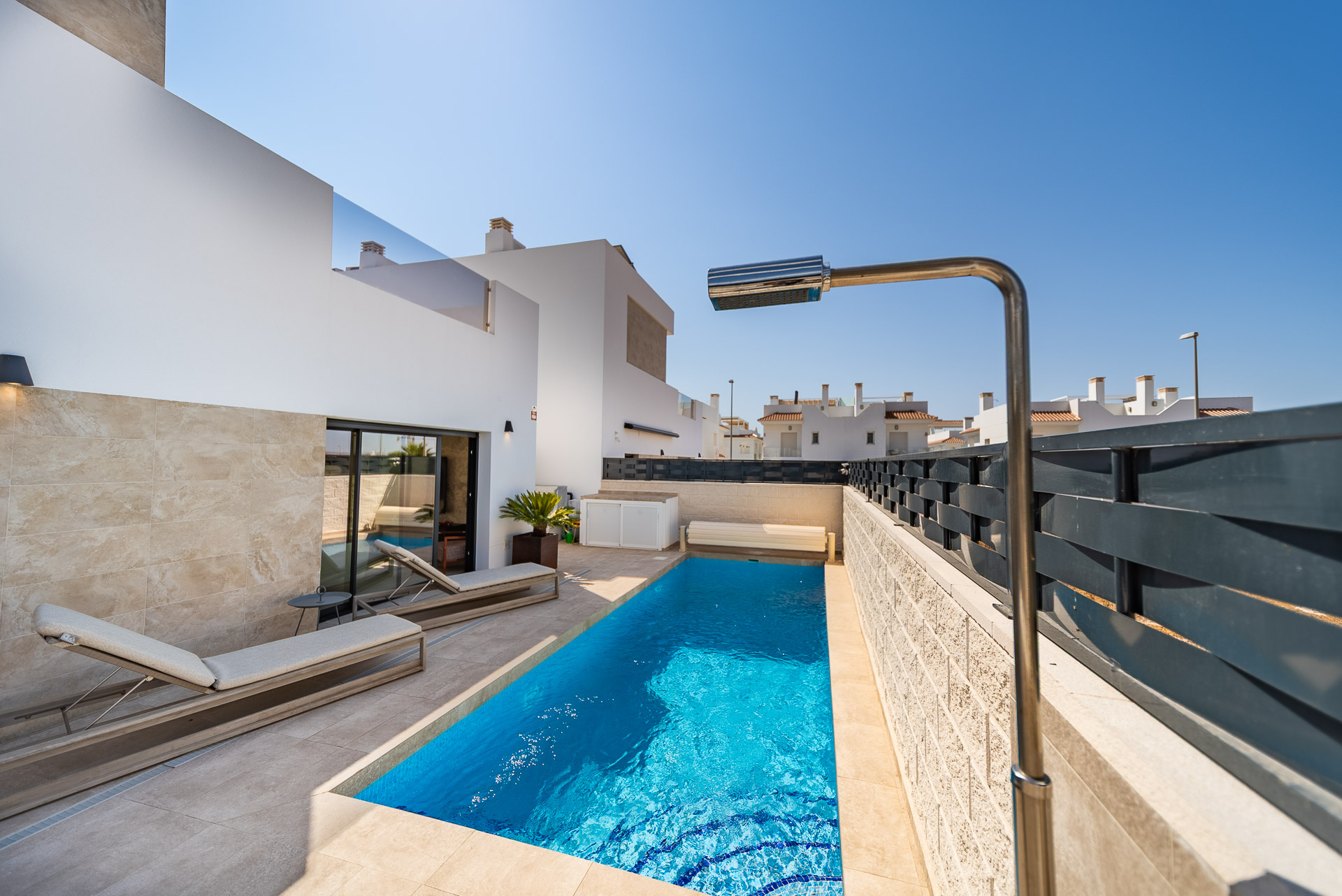 For sale - 3 Bedroom 3 Bathroom Villa in Ciudad Quesada -  - Alicante