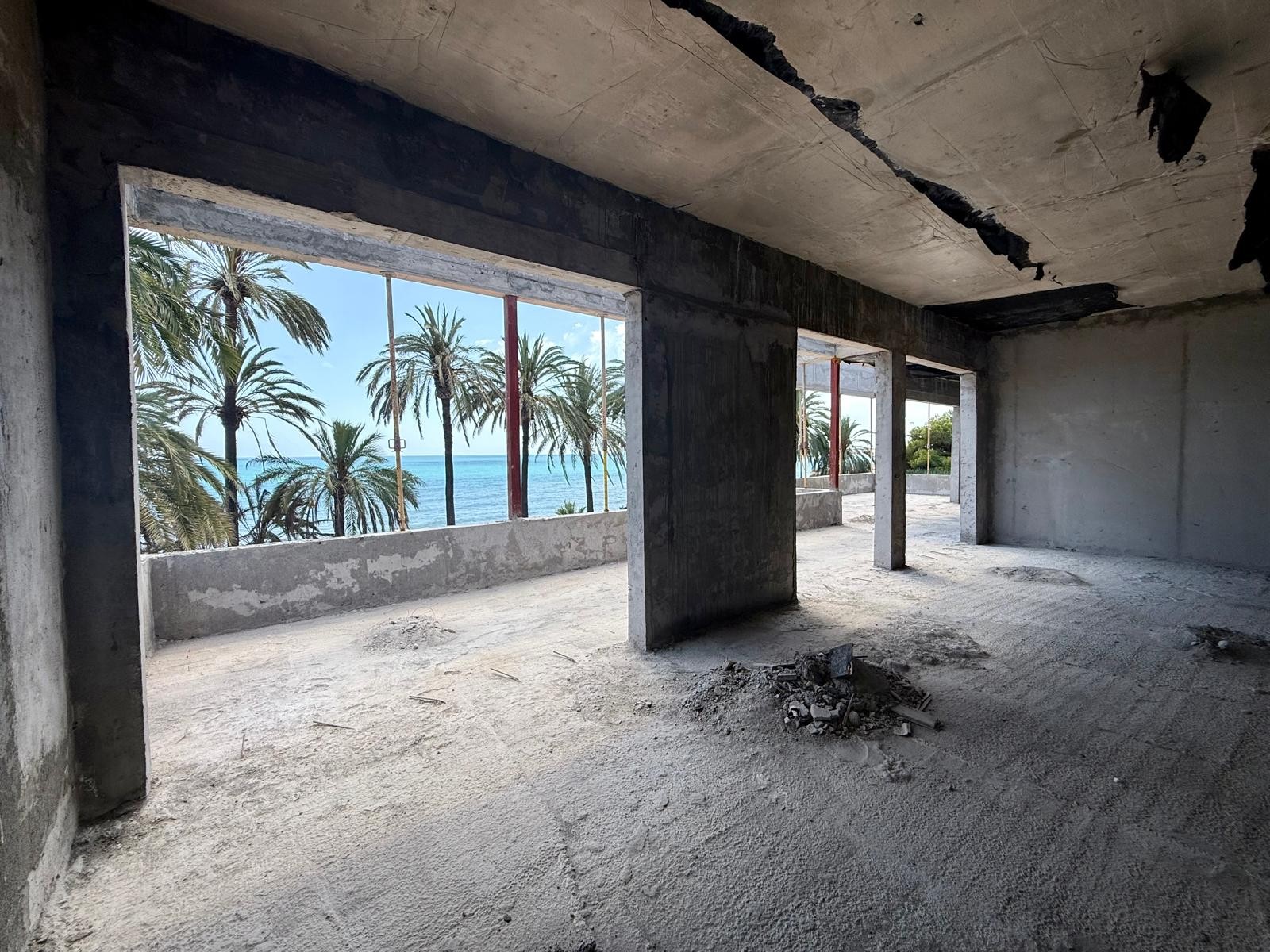 For sale - Detached Villa in Orihuela Costa - Punta Prima  - Alicante