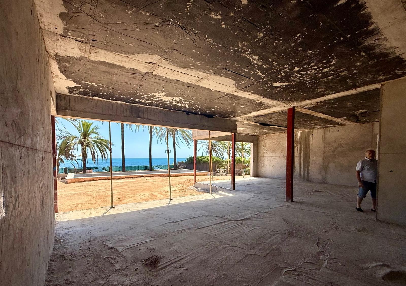 For sale - Detached Villa in Orihuela Costa - Punta Prima  - Alicante