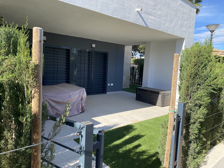 For sale - 3 Bedroom 2 Bathroom Apartment in Playa Flamenca - , Playa Flamenca, Alicante, Spain - Alicante