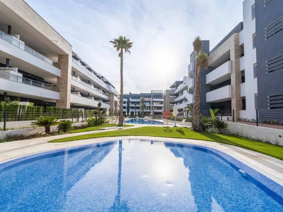 For sale - 3 Bedroom 2 Bathroom Apartment in Playa Flamenca - , Playa Flamenca, Alicante, Spain - Alicante
