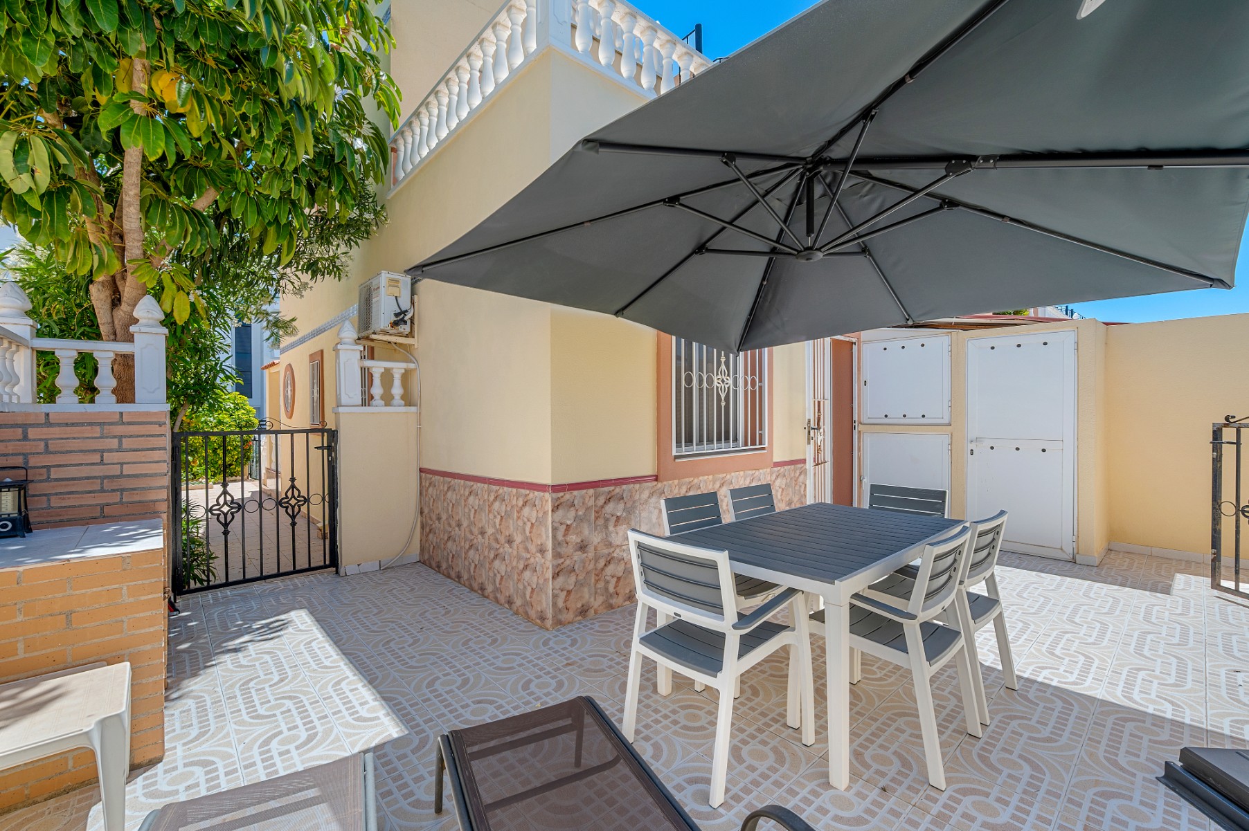 For sale - 3 Bedroom 2 Bathroom Townhouse in Orihuela Costa - La Zenia  - Alicante